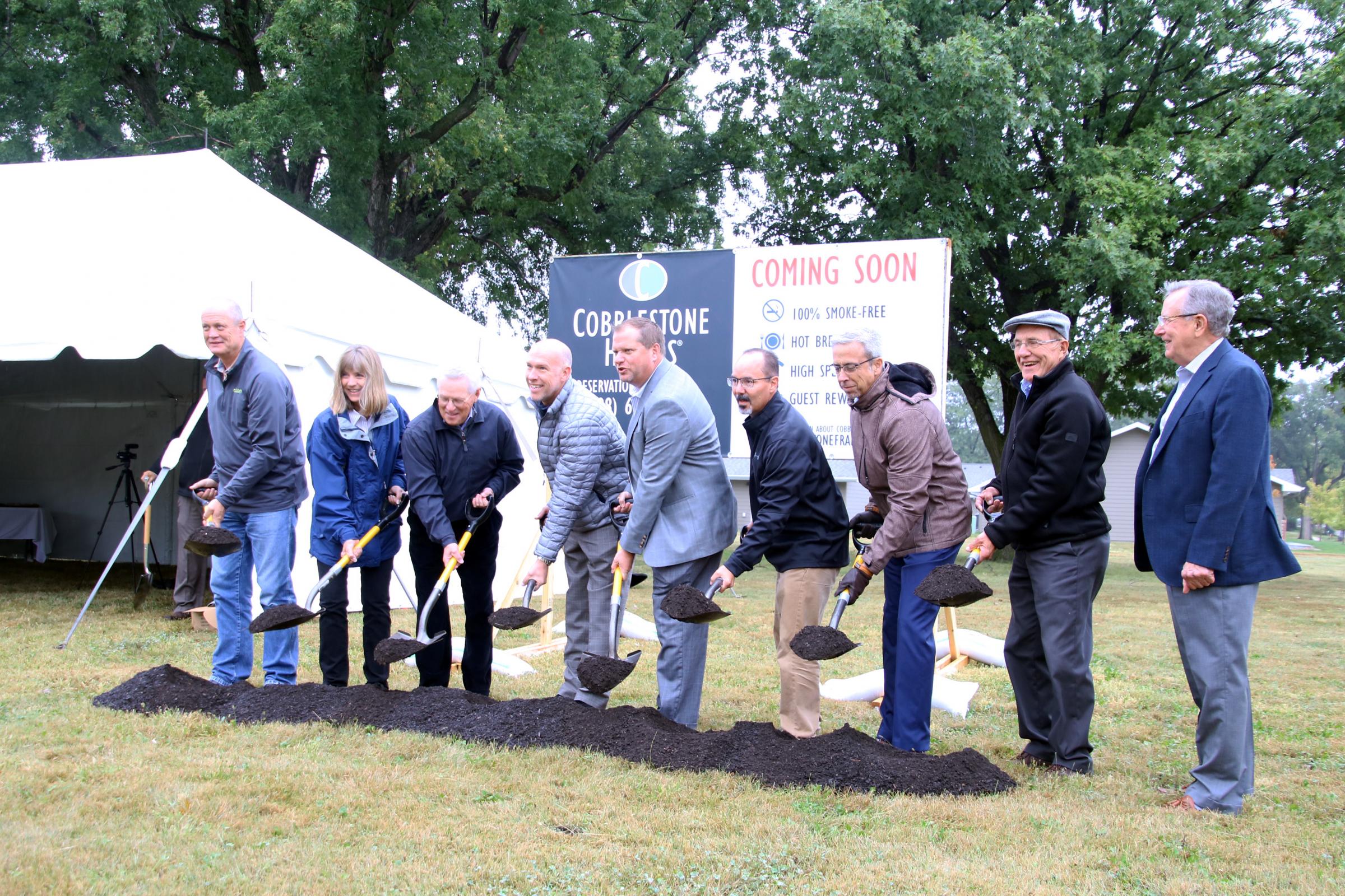 Community Teamwork Makes New Hotel Possible Photo