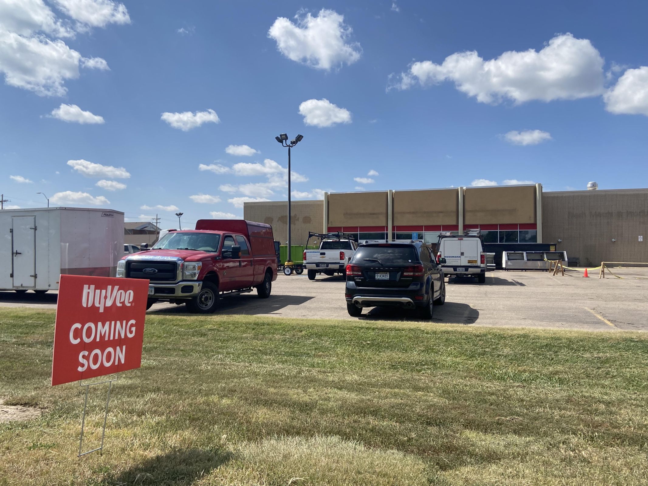 Click the Hy-Vee Begins Remodel & Hiring in Holdrege Slide Photo to Open